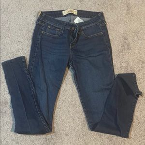 Hollister Super Skinny Jeans